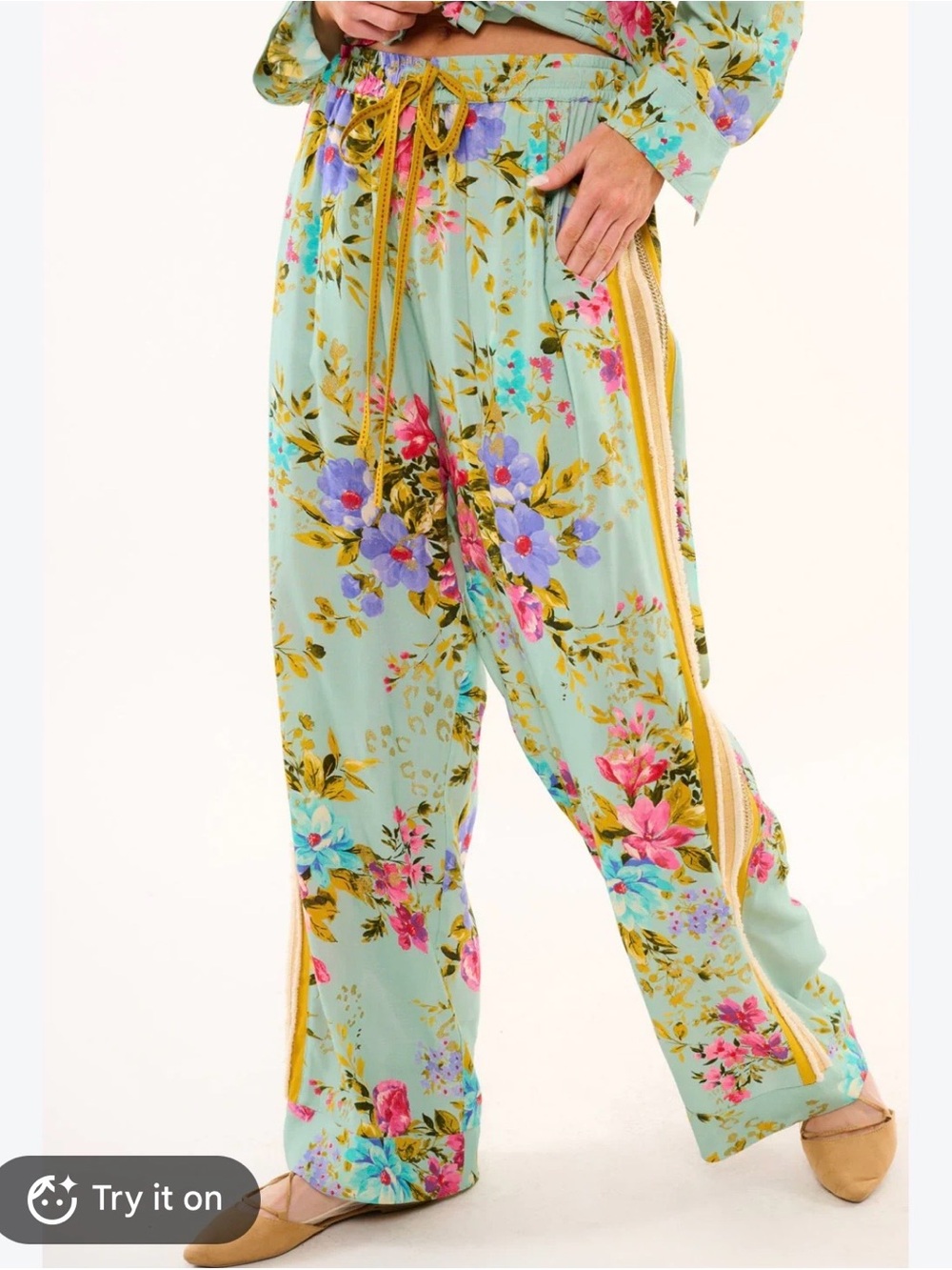 NWOT Blossom Pants by Aratta XL